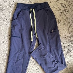 FIGS Highwasted Yola Scrub Pants